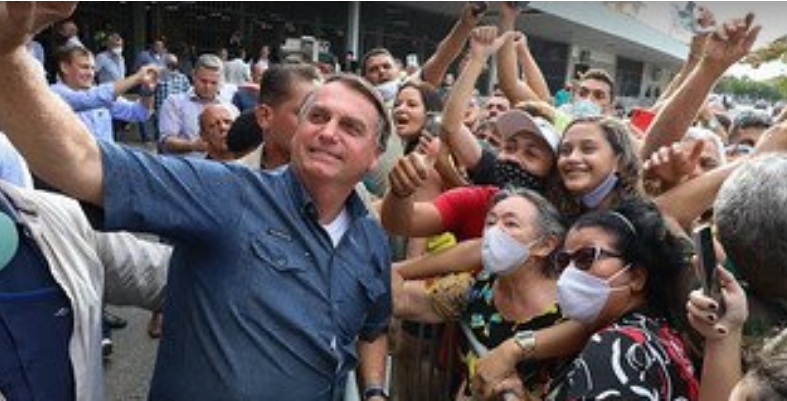 Governadores que “fecharem estado” devem pagar auxílio, diz Bolsonaro