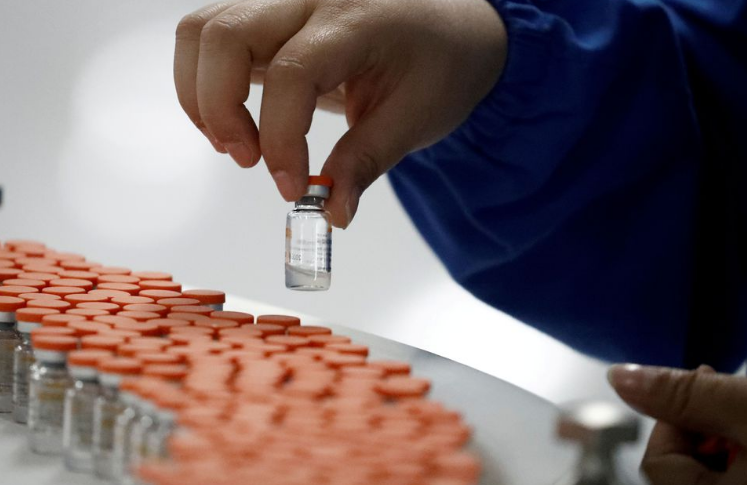 Governo Bolsonaro entrega mais 11 milhões de doses de vacinas contra covid-19