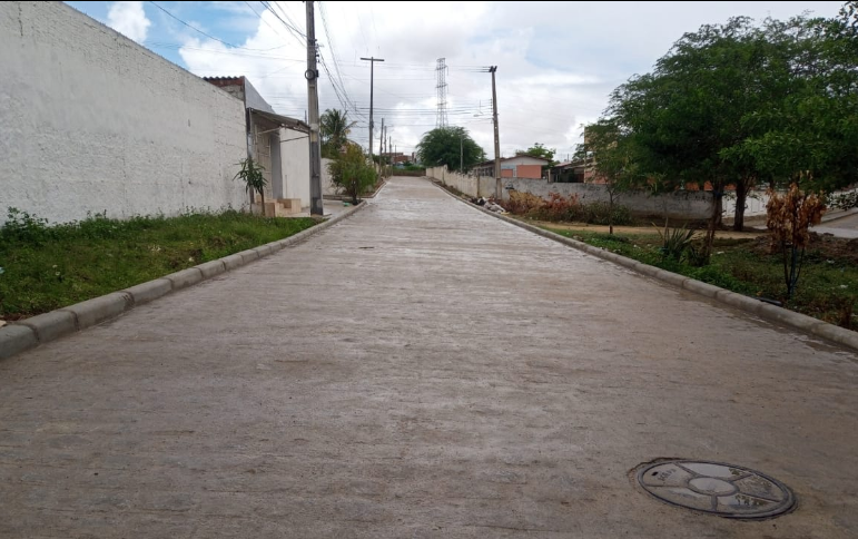 Prefeitura avança com pavimentações em Campina Grande.