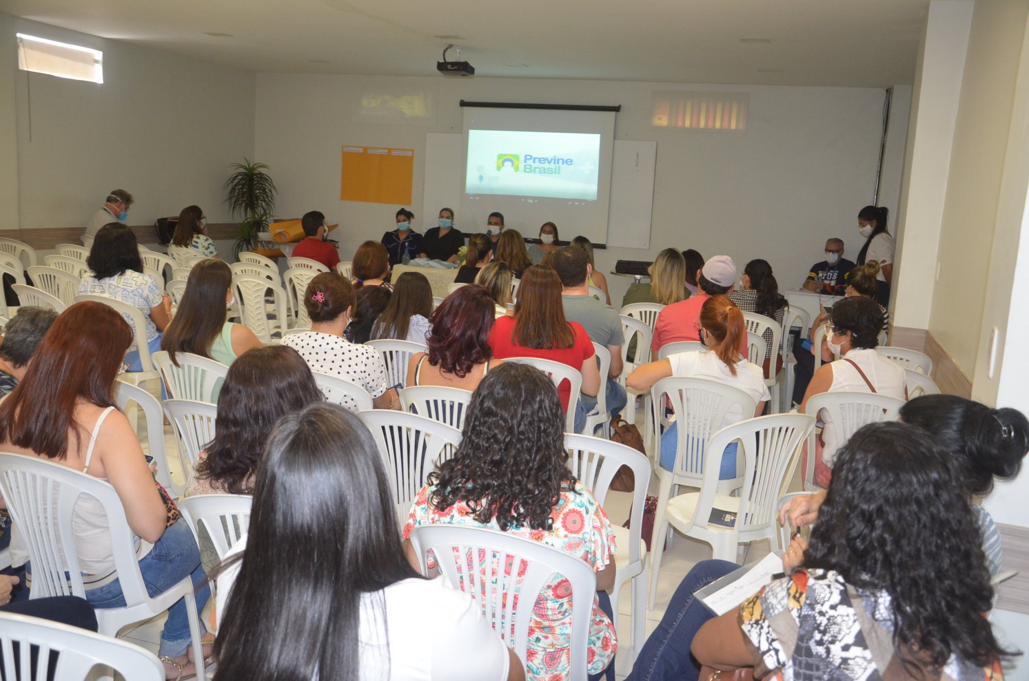 Secretaria de Saúde capacita servidores para município atender indicadores do programa Previne Brasil
