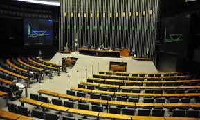 Câmara aprova MP que recria Ministério do Trabalho