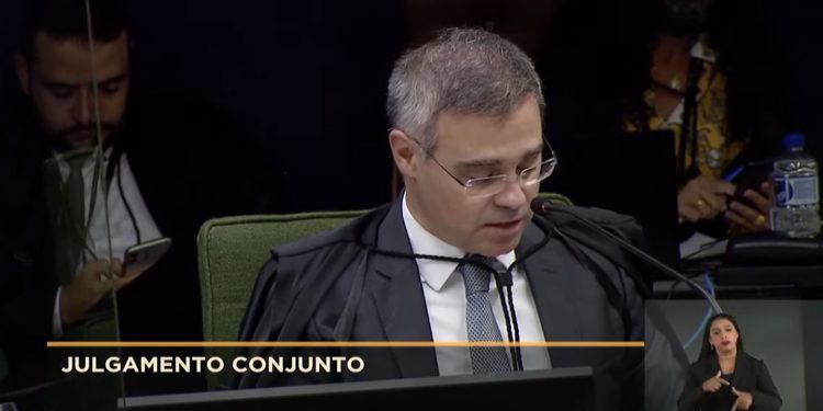 Ministro André Mendonça nega mais um pedido para suspender PEC dos Auxílios