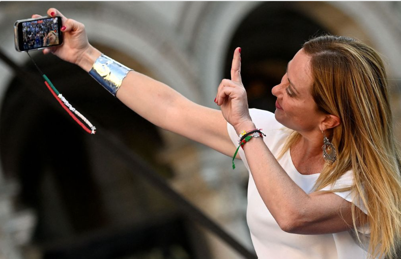 Giorgia Meloni deve liderar Itália após vitória eleitoral da direita