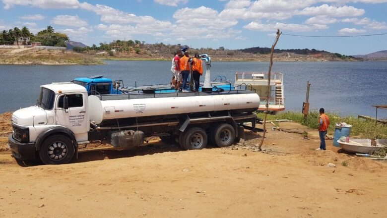 Em outubro distribuição será de quase 1,3 milhão de litros d’água para a zona rural de Campina Grande