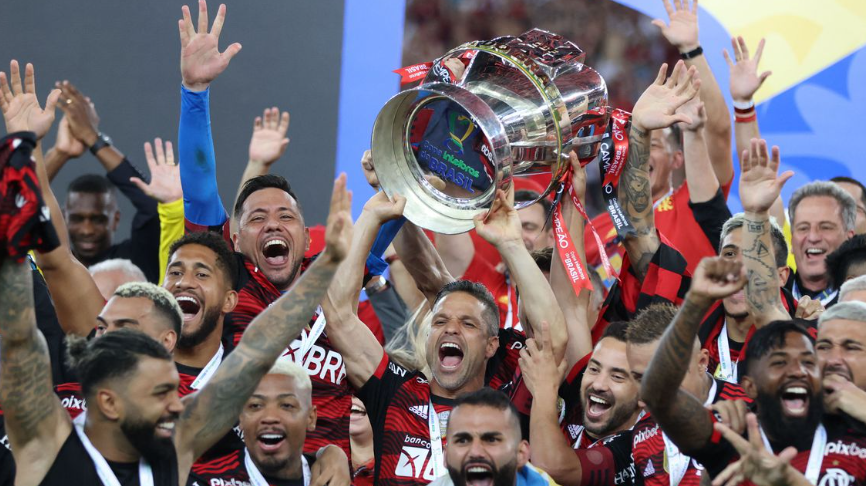 Flamengo vence Corinthians nos pênaltis e conquista Copa do Brasil