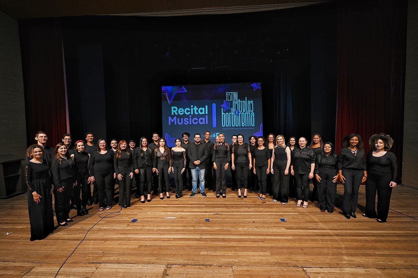 Teatro Municipal Severino Cabral recebe alunos do Centro Cultural com o ‘Festival Estrelas da Borborema