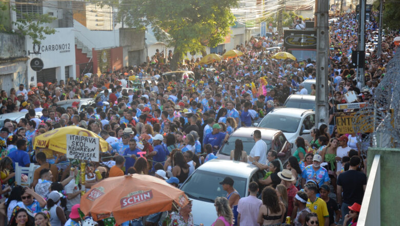 Segundo final de semana do Campina Folia arrasta multidão pelas ruas da cidade