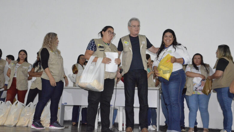 Prefeitura de Campina Grande entrega novos fardamentos e protetores solares para Agentes de Vigilância Ambiental