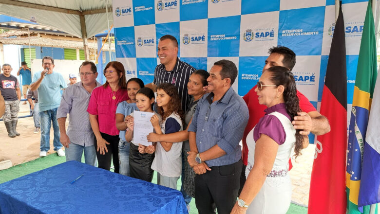 Prefeito assina ordem de serviço para pavimentação da Avenida Rio Branco e obras de abastecimento em Renascença