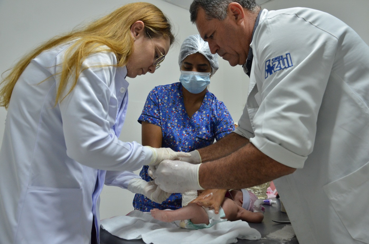 Hospital Pedro I implanta serviço de ortopedia pediátrica com foco em pé torto e doenças congênitas