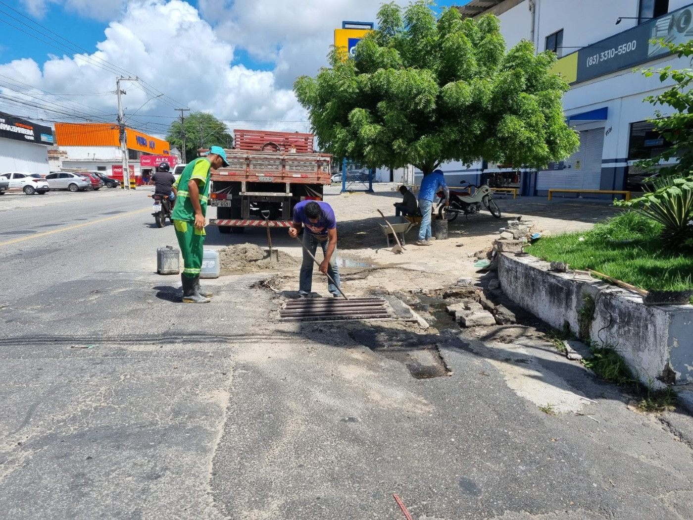 Prefeitura de Campina Grande acelera recuperação de galerias pluviais