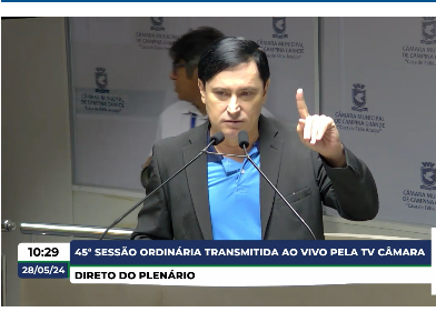 Napoleão Maracajá diz que Bruno é alto na estatura, mas pequeno no trato com os servidores públicos.