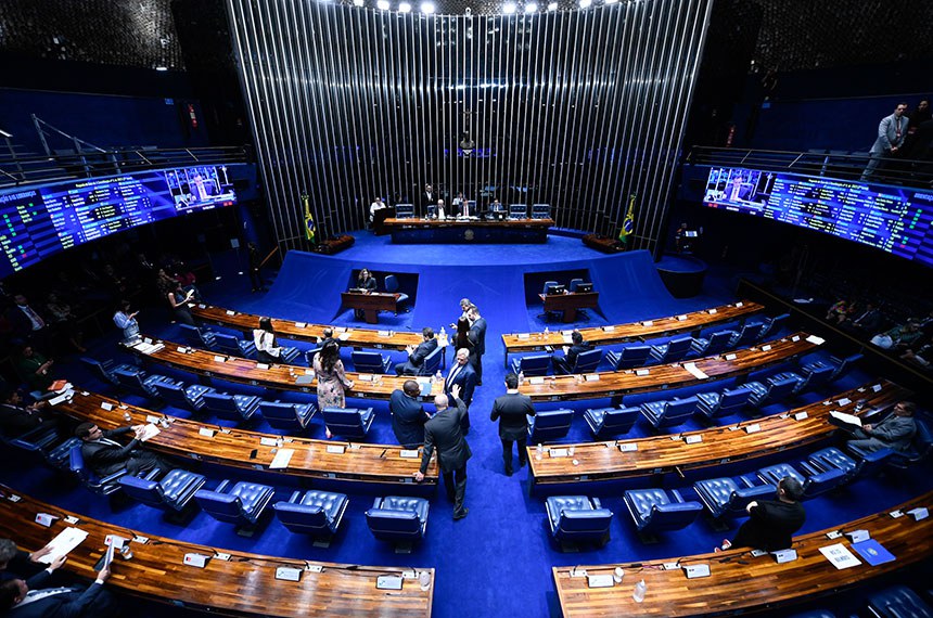 “Jeitinho brasileiro”: Senado perdoa dívida dos partidos que desrespeitaram a lei de cotas raciais em campanha eleitorais