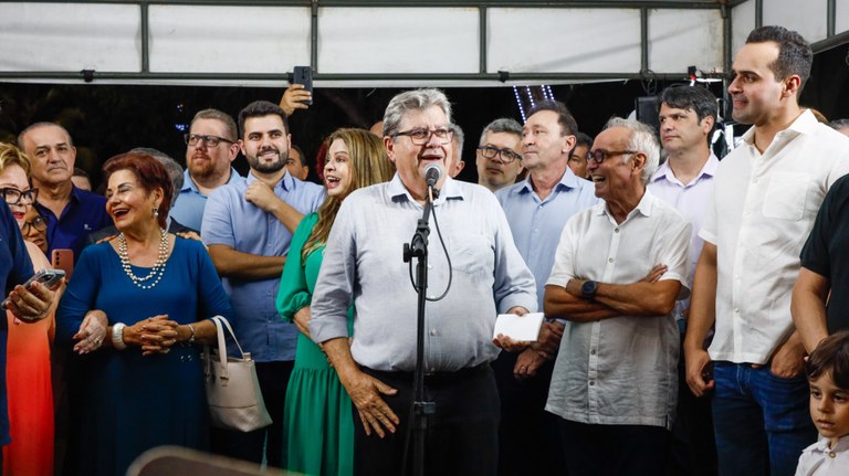 Governador entrega Ponte das Três Ruas e destaca importância da obra na qualidade de vida dos moradores de João Pessoa