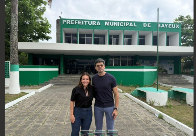 Prefeita Tacyana Leitão se reúne com arquiteto para discutir construção do Centro de Neurodivergentes de Bayeux